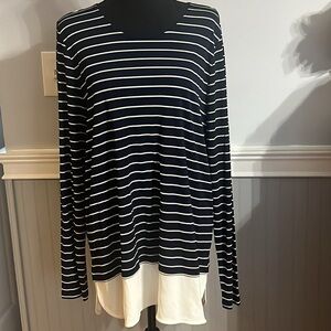 Lauren Ralph Lauren Women’s Tunic Top Size XL.  NWT